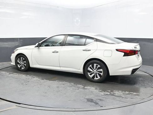 Used 2021 Nissan Altima 2.5 S FWD image 4