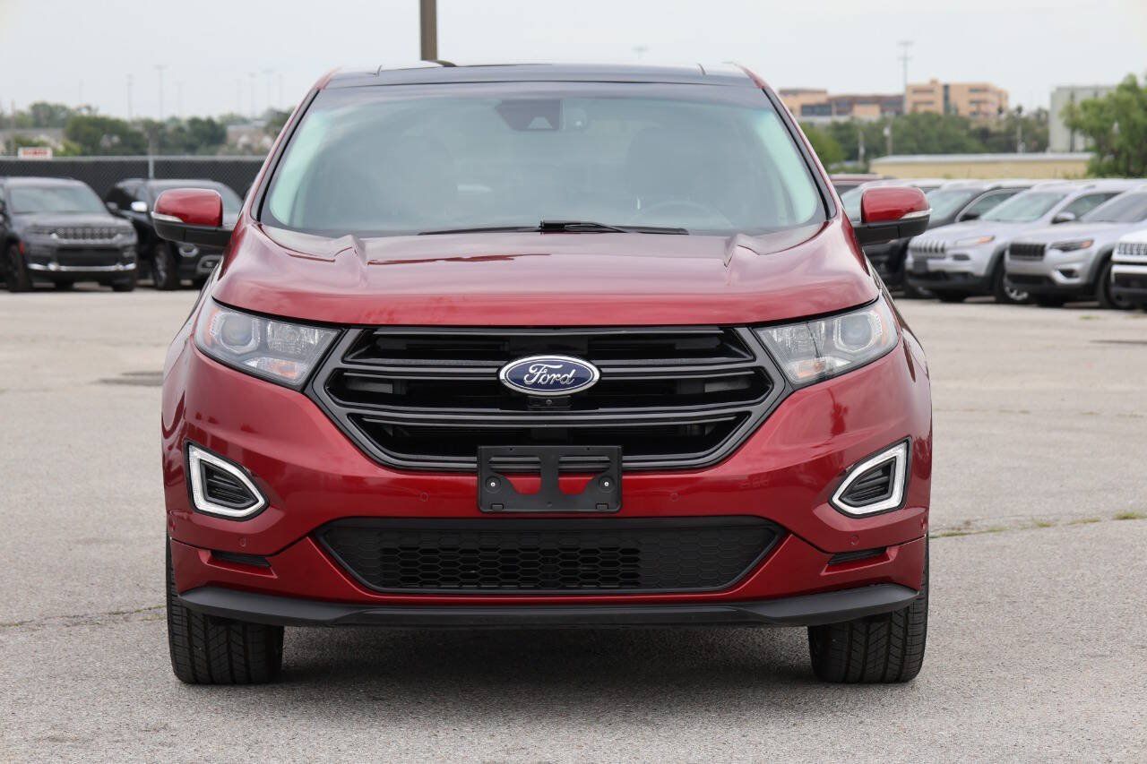 Used 2016 Ford Edge Sport w/ Equipment Group 401A AWD/4WD image 2