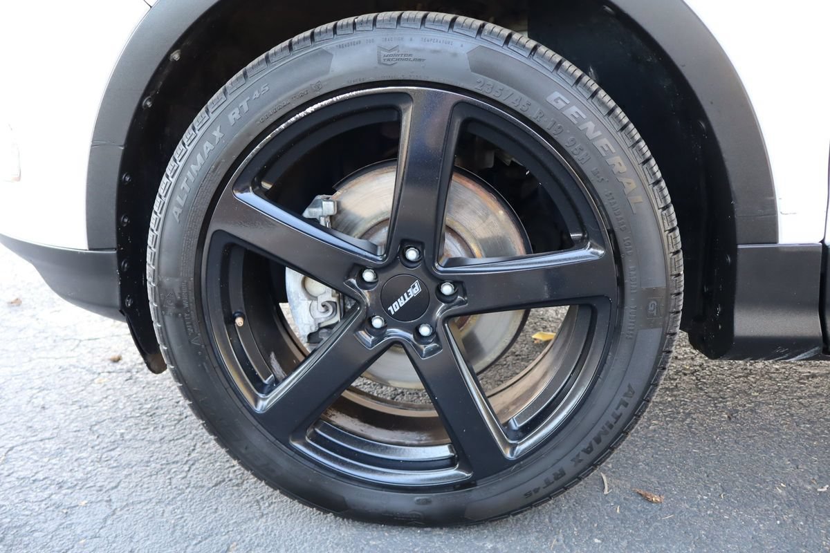 Used 2017 Ford Escape SE w/ Equipment Group 201A AWD/4WD image 41