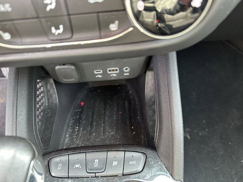 Used 2023 Chevrolet TrailBlazer RS AWD/4WD image 11