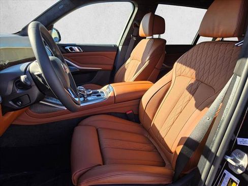 New 2026 BMW ALPINA XB7 image 4