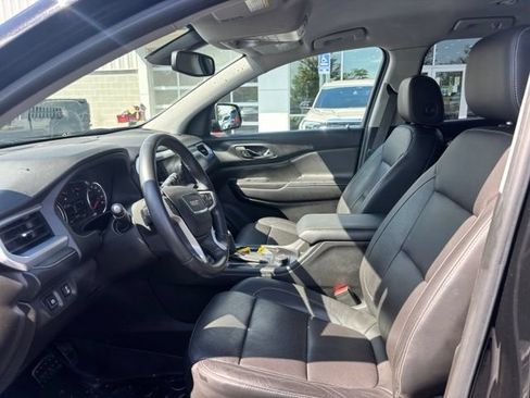 Used 2017 GMC Acadia SLT AWD/4WD image 8