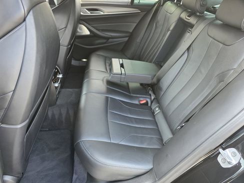 Used 2019 BMW M5 w/ Executive Package image 32