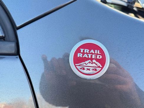 Used 2017 Jeep Cherokee Trailhawk w/ Cold Weather Group image 45