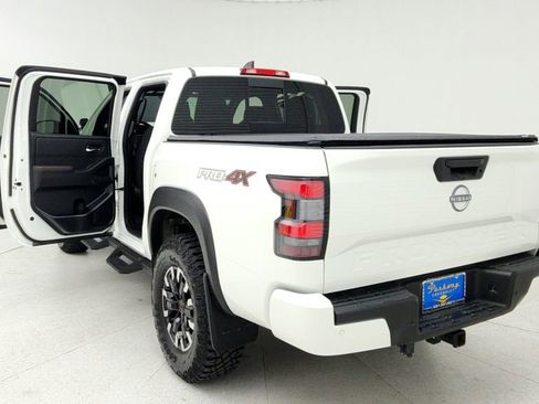 Used 2023 Nissan Frontier PRO-4X w/ Technology Package image 12