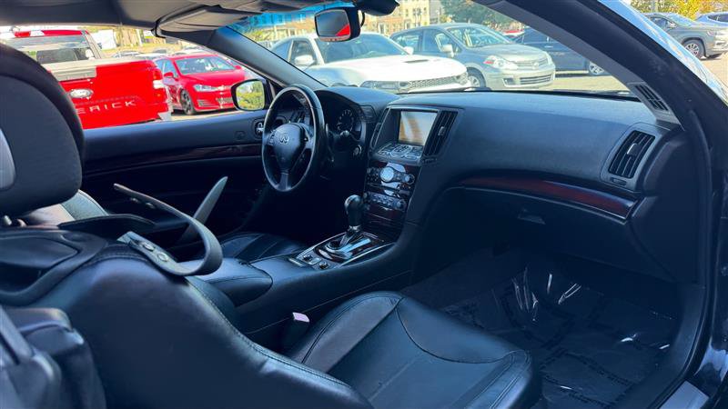 Used 2014 INFINITI Q60 Sport Convertible w/ Premium Package RWD image 6
