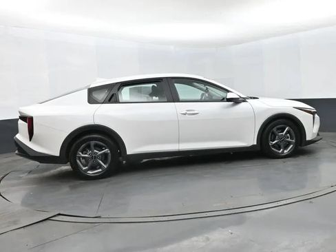 Used 2025 Kia K4 FWD image 4