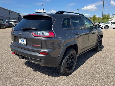 Used 2022 Jeep Cherokee Trailhawk w/ Trailer Tow Group AWD/4WD image 4