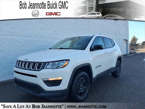 Used 2018 Jeep Compass Sport w/ Tech Group image 1