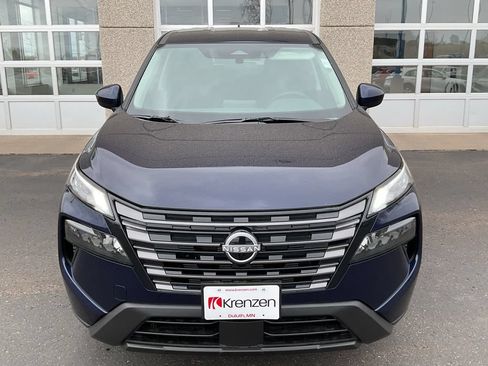 New 2026 Nissan Rogue SV w/ Cold Weather Package AWD/4WD image 2