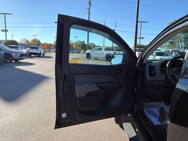Used 2019 Chevrolet Colorado W/T w/ Custom Special Edition AWD/4WD image 13