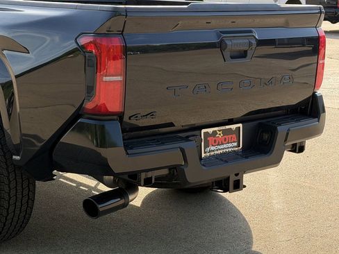 New 2026 Toyota Tacoma SR5 AWD/4WD image 7