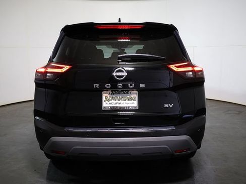 Used 2023 Nissan Rogue SV w/ SV Premium B Package FWD image 10
