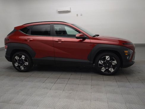 Used 2025 Hyundai Kona SEL FWD image 11