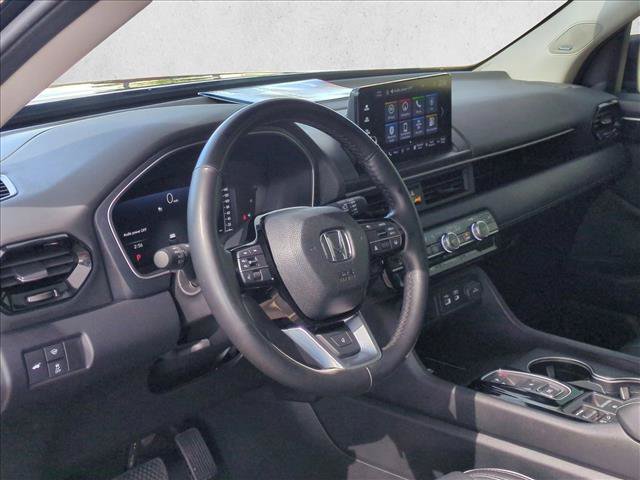 Certified 2025 Honda Pilot Elite image 10