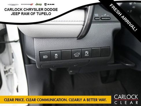 Used 2023 Toyota Camry SE image 15