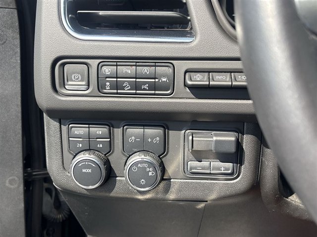 Certified 2023 Chevrolet Tahoe Premier w/ Advanced Technology Package AWD/4WD image 18
