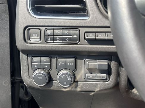 Certified 2023 Chevrolet Tahoe Premier w/ Advanced Technology Package AWD/4WD image 18