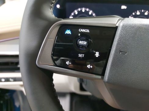 New 2026 Nissan Murano Platinum image 17