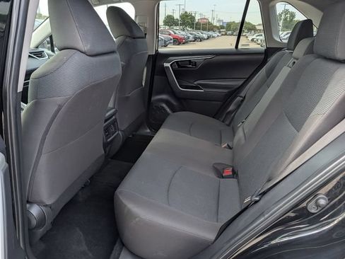 Used 2025 Toyota RAV4 LE AWD/4WD image 26