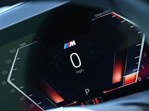 Certified 2025 BMW X6 xDrive40i w/ Premium Package image 25