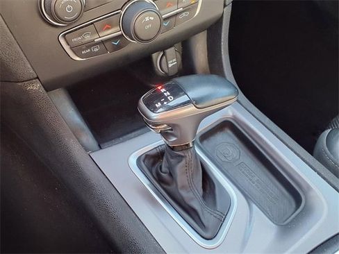 Used 2020 Dodge Charger SXT w/ Leather Interior Group image 8