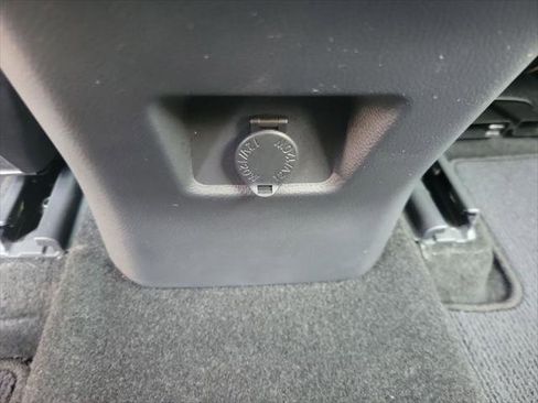Certified 2023 Toyota RAV4 LE FWD image 28