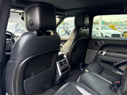 Used 2019 Land Rover Range Rover Sport HSE image 24