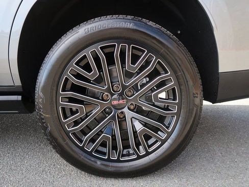 New 2026 GMC Yukon Denali w/ Sun & Power Step Package image 24