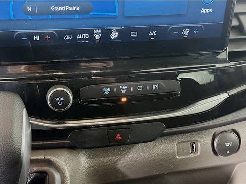 Used 2024 Ford Transit 350 XLT image 24