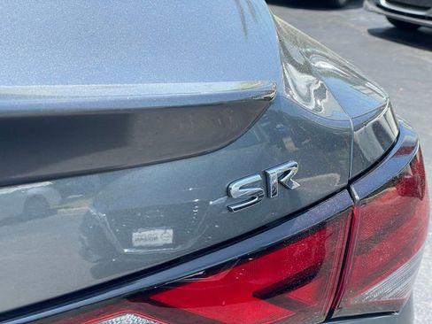 Certified 2022 Nissan Sentra SR w/ SR Premium Package FWD image 28