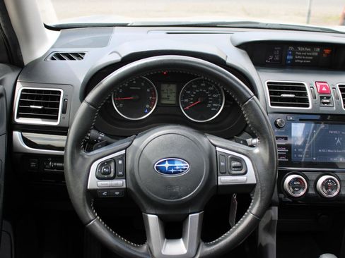 Used 2018 Subaru Forester 2.5i Premium w/ Popular Package #2A AWD/4WD image 12