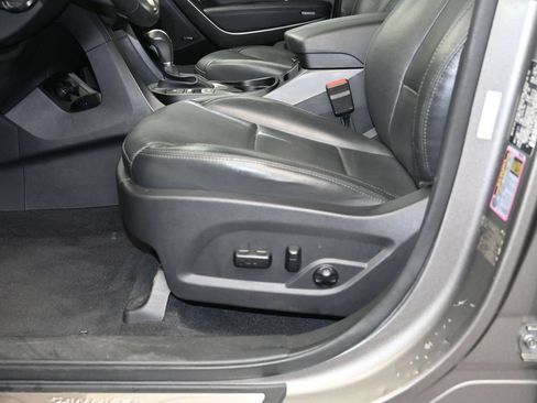 Used 2018 Hyundai Santa Fe Sport w/ 2.0T Ultimate Tech Package 05 FWD image 22