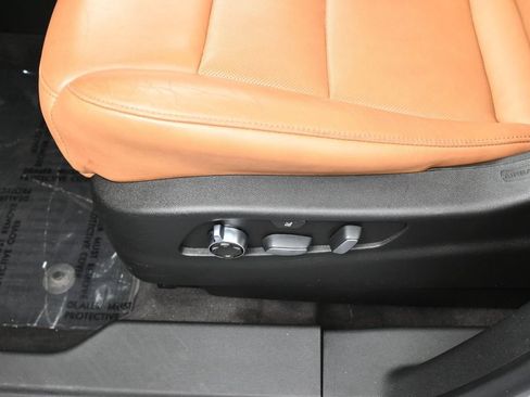 Used 2019 Cadillac XT4 Sport AWD/4WD image 18