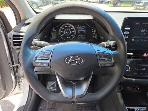 Used 2021 Hyundai Ioniq Blue FWD image 31