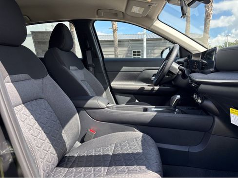 New 2026 Nissan Kicks SV w/ Charging Package image 9