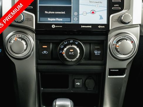 Used 2024 Toyota 4Runner SR5 Premium AWD/4WD image 20