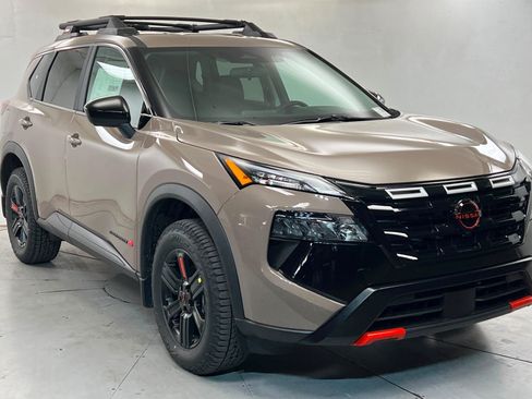 New 2026 Nissan Rogue SV AWD/4WD image 7