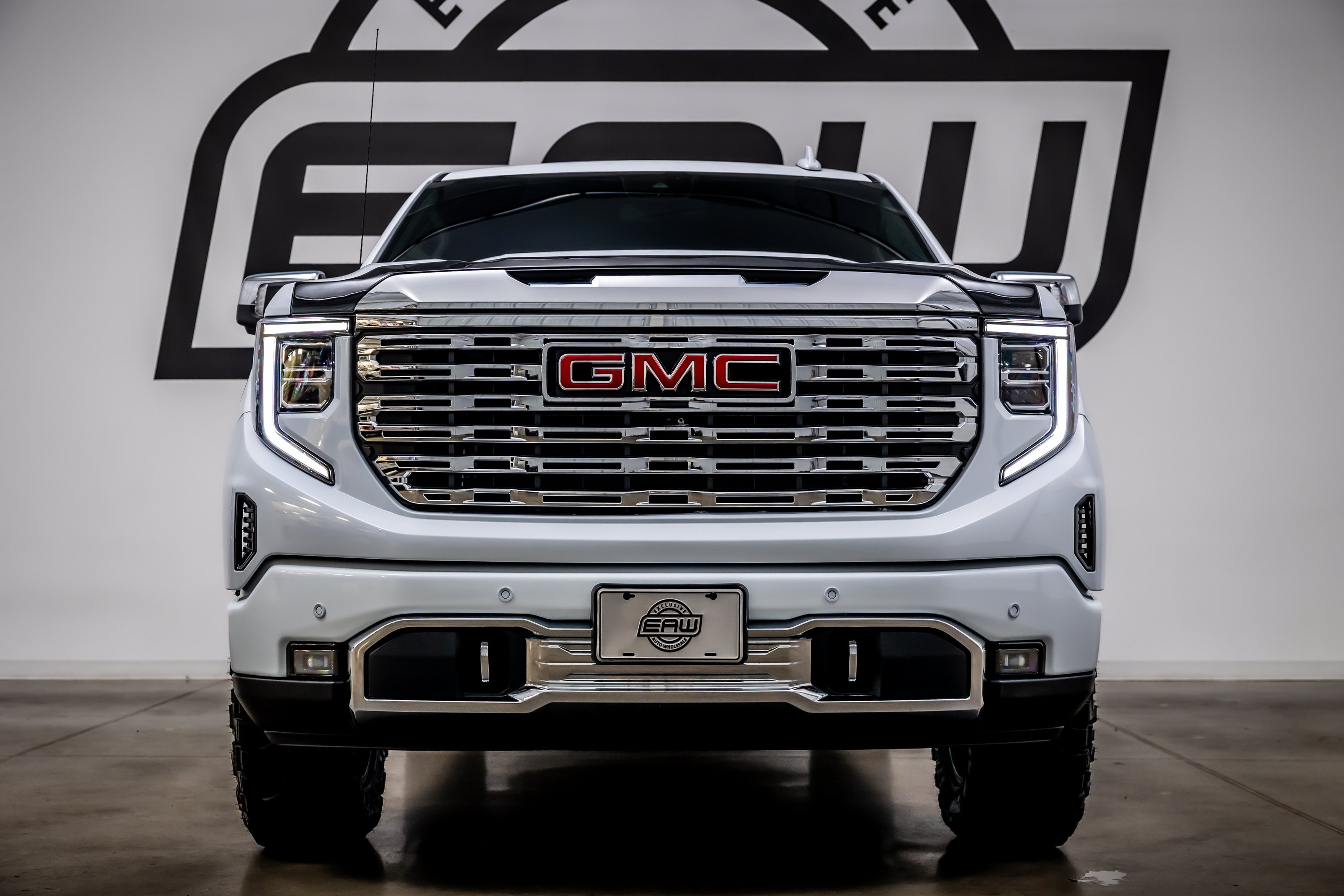 Used 2026 GMC Sierra 1500 Denali AWD/4WD image 4