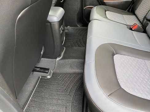 Used 2022 Chevrolet Colorado Z71 image 31