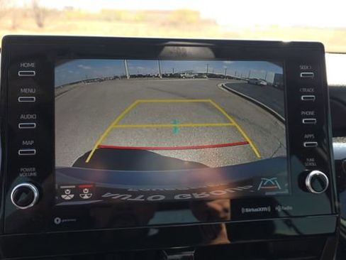 Used 2021 Toyota Camry XSE image 21