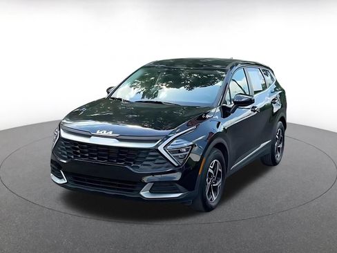 Used 2025 Kia Sportage LX image 7