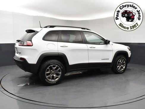 Used 2022 Jeep Cherokee Trailhawk w/ Sound & Nav Group AWD/4WD image 6