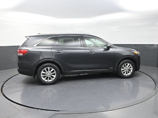 Used 2018 Kia Sorento AWD image 10