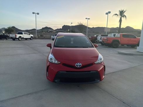 Used 2015 Toyota Prius V Four FWD image 2