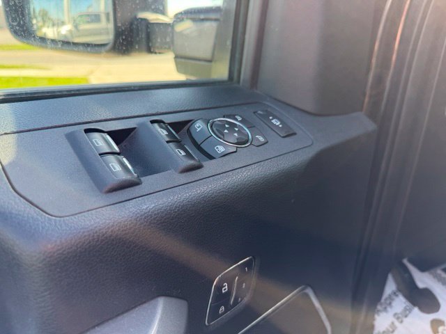 Used 2018 Ford F250 Platinum w/ Platinum Ultimate Package AWD/4WD image 13