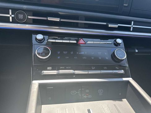 New 2026 Hyundai Santa Fe Limited FWD image 19