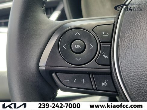 Used 2025 Toyota Corolla SE FWD image 25