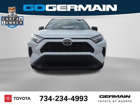 Used 2025 Toyota RAV4 LE image 3