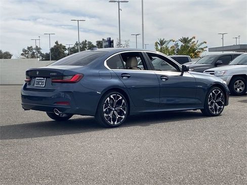 Used 2025 BMW 330i Sedan w/ Convenience Package image 6